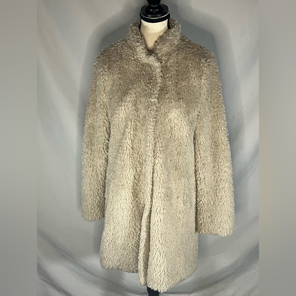 Kenneth Cole NY Shaggy Faux Fur Coat Beige Leopard Print Lining Teddy Medium